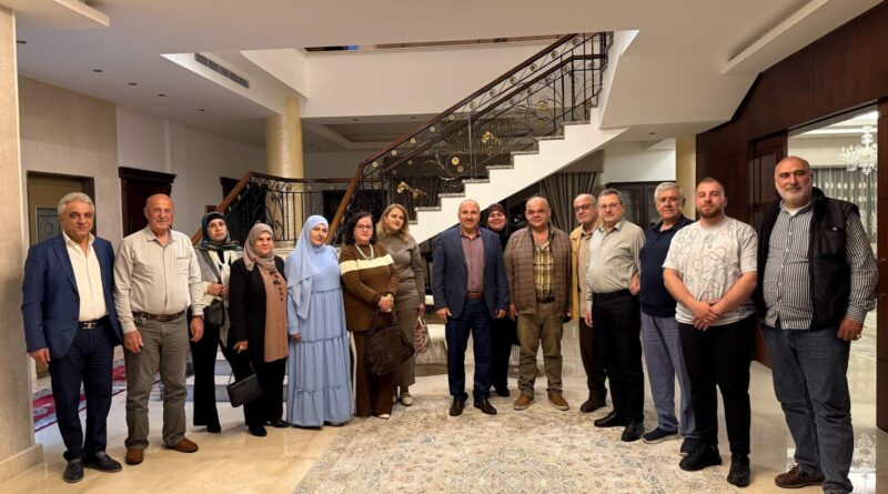 عزام يواصل لقاءاته التشاورية ويستقبل في منزله وفدًا من لجنة ساحة القدس في صيدا مؤكدًا عل أهمية تنمية المدينة على كافة الصعد