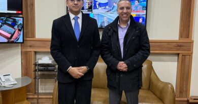 وزير الإعلام بول مرقص يستقبل رئيس حركة شباب الشرق الإعلامي طوني أبو نعوم