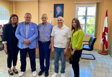 د. خالد مراد يستقبل الأستاذ وهيب سيقلي صاحب مدرسة غاردن سيتي
