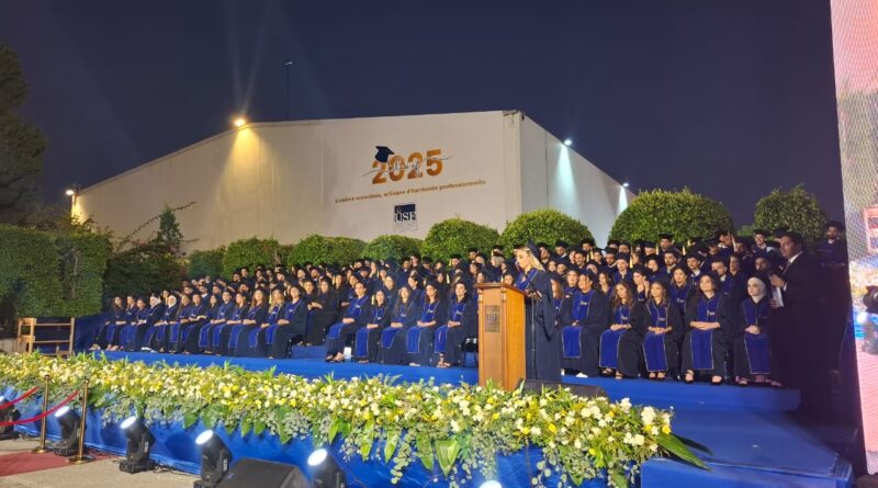 تخريج دفعة العام 2025 في جامعة العائلة المقدسة -البترون