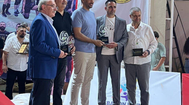 افتتاح حاشد لمهرجان نادي حبوب وكلمات للشامي والكواري والقاصوف والخوري